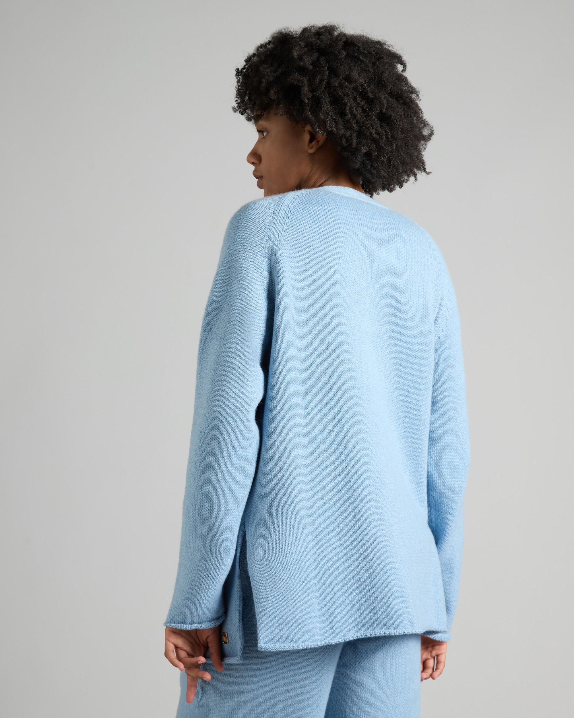 Light blue kid cashmere V-neck cardigan