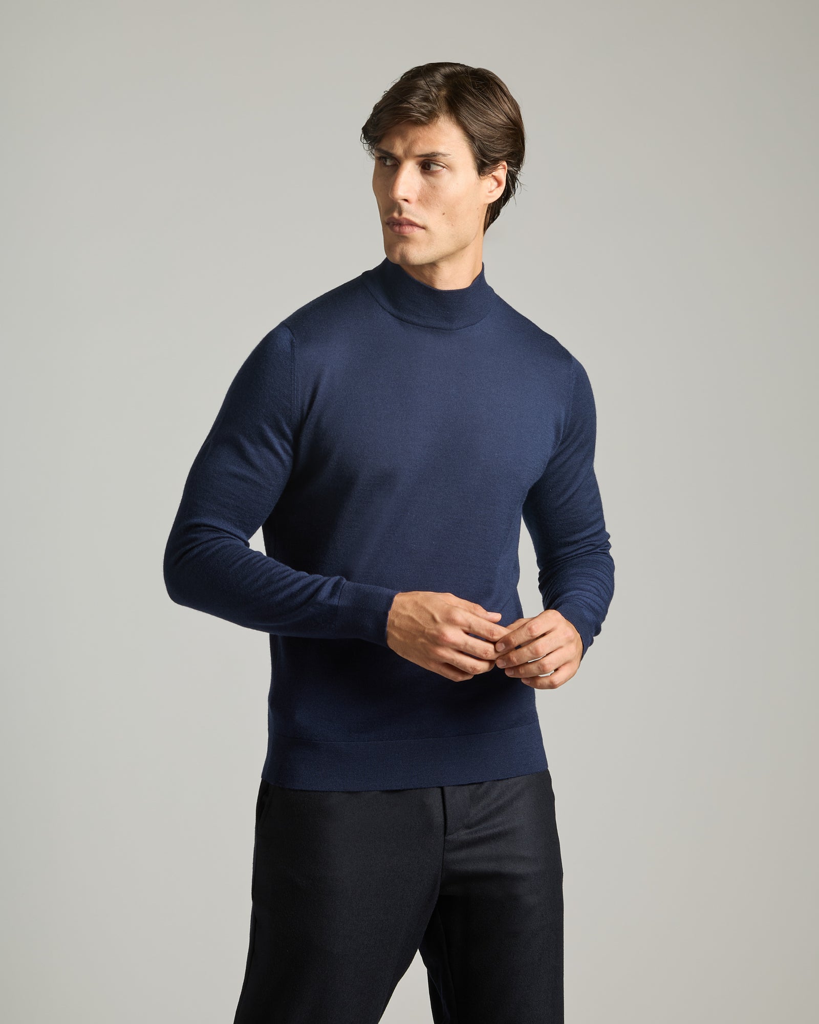 High-Neck Sweater in Cashmere 4.0 2