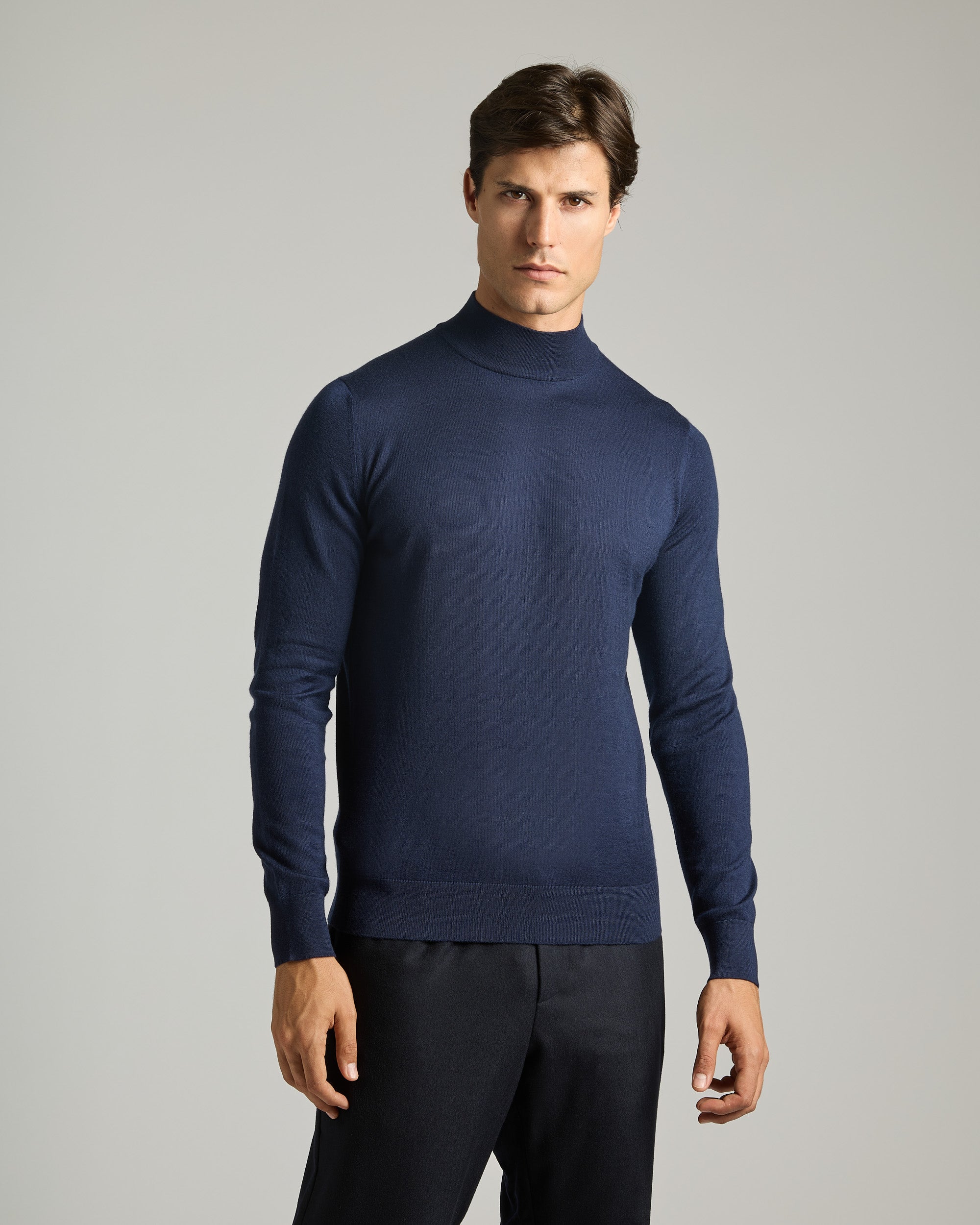 High-Neck Sweater in Cashmere 4.0