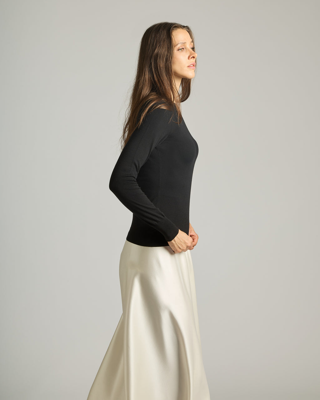 12.8 Kid Wool black crewneck