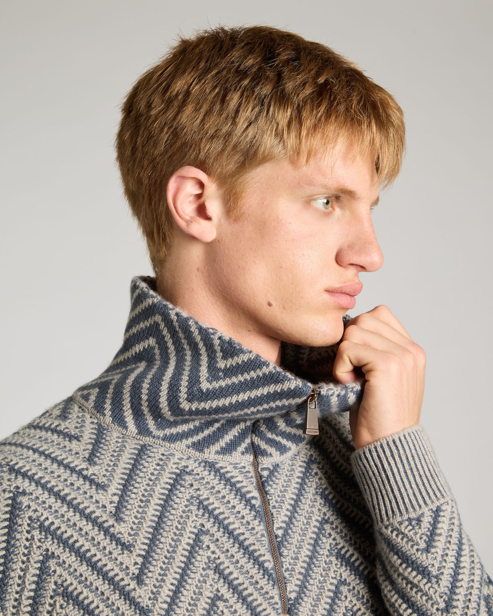 Two-tone Chevron high-neck sweater in Kid Cashmere 4