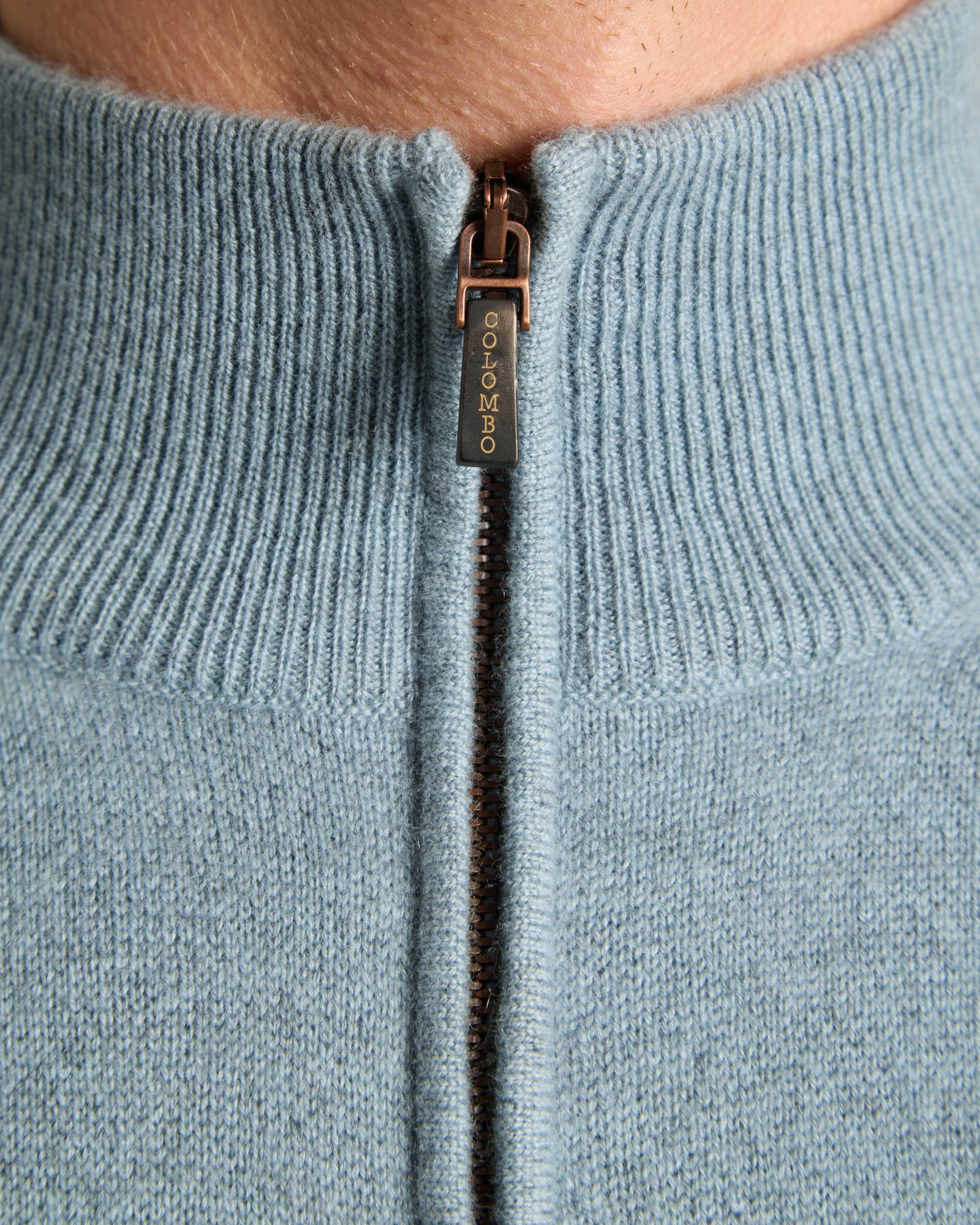 Light blue Kid Cashmere turtleneck sweater 4