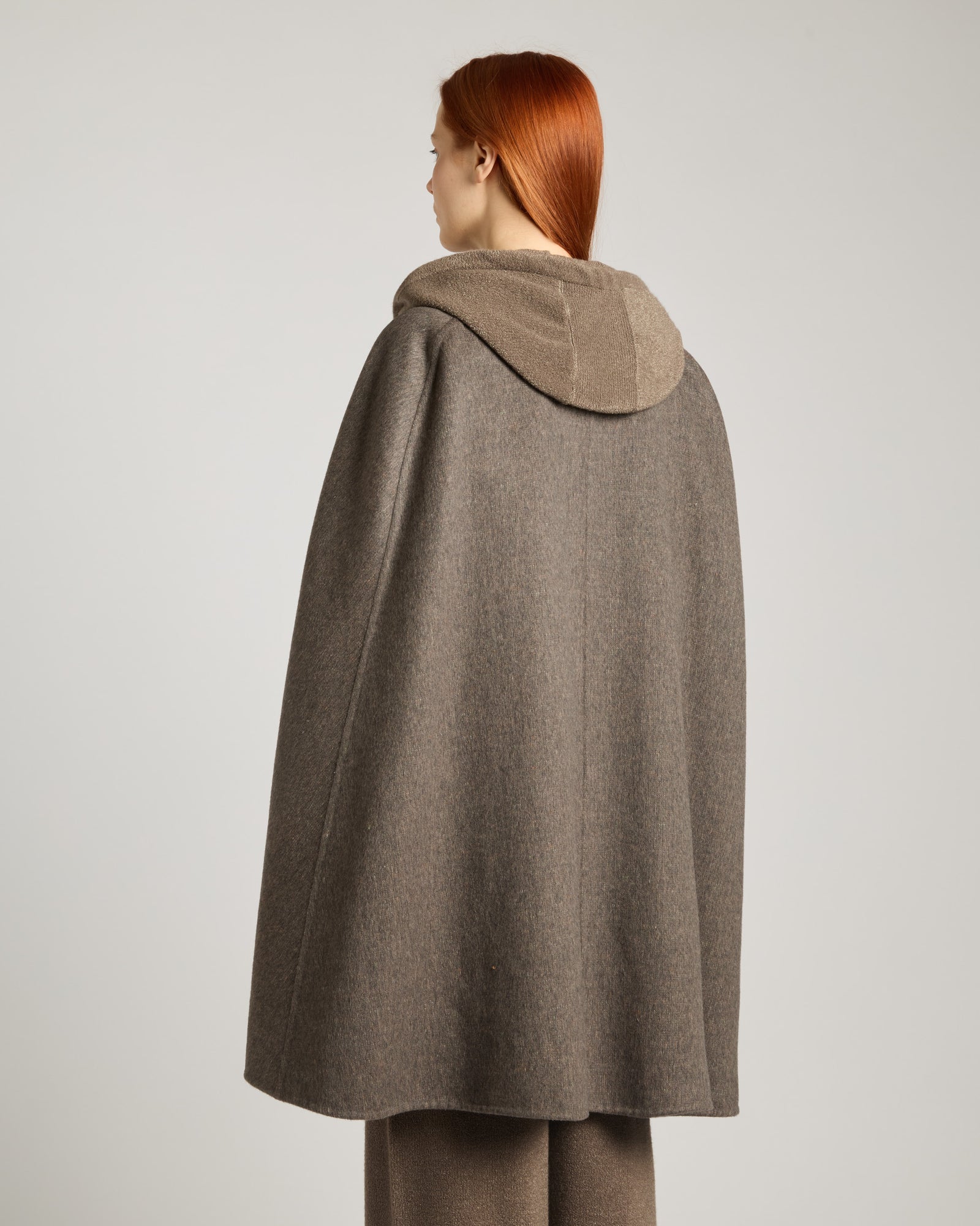 Double cashmere cape 6