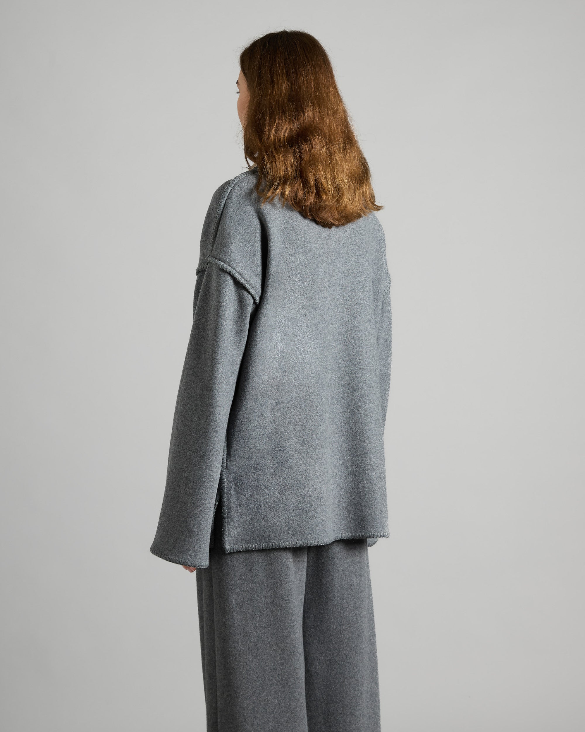 Gray kid cashmere fleece overshirt 4