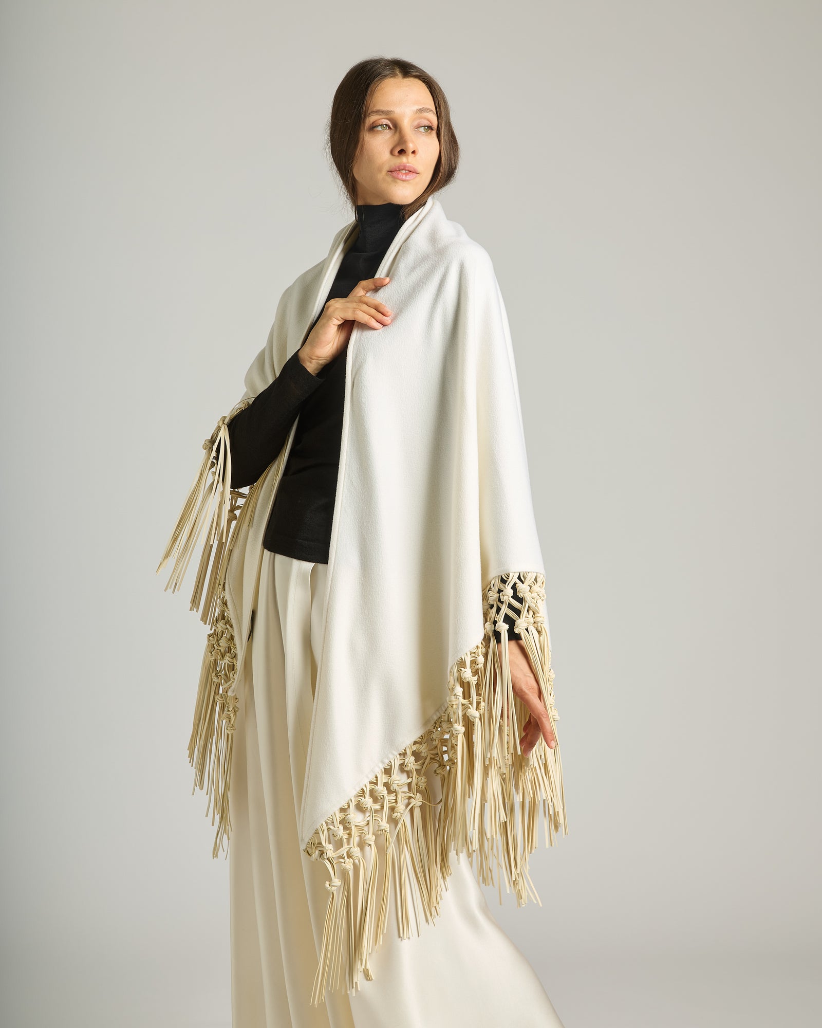 White Double Cashmere Shawl With Leather Fringes
