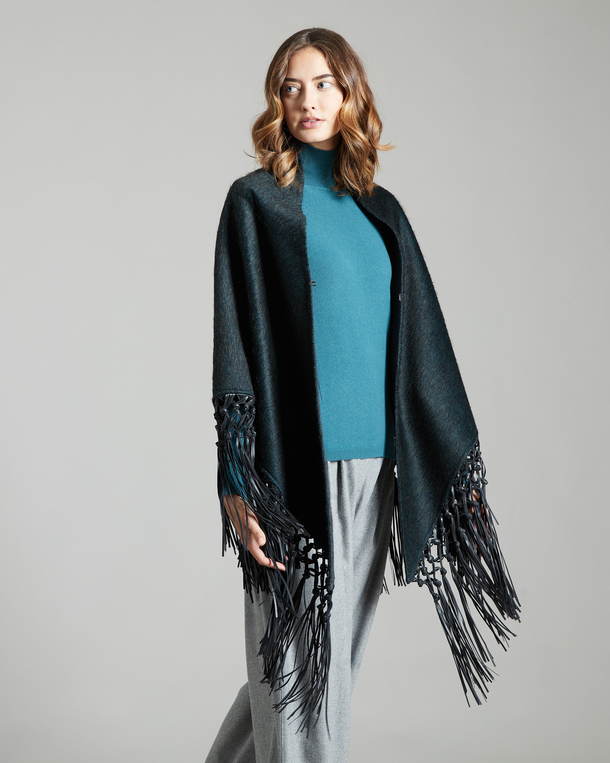 Green cashmere and mohair double shawl with fringes
