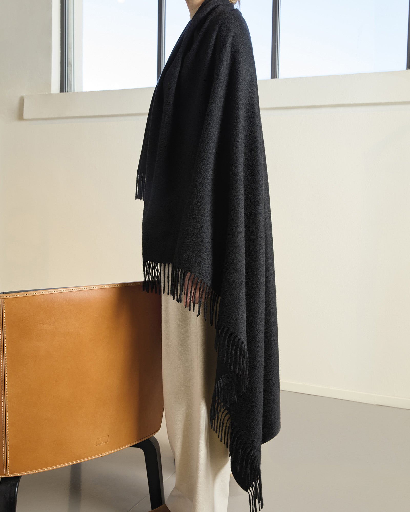 Black pure cashmere plaid