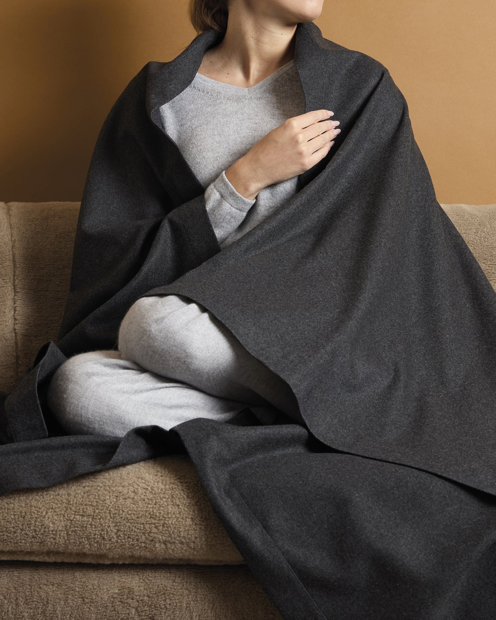 Grey pure cashmere plaid