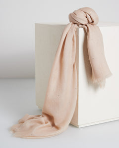 Stola in cashmere e seta beige con punti luce