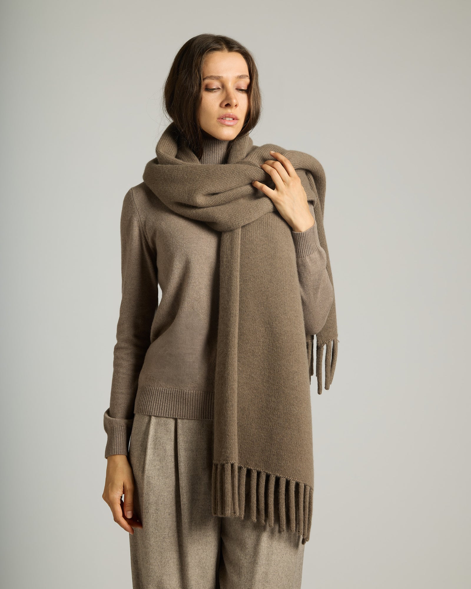 Brown Kid Cashmere knitted scarf