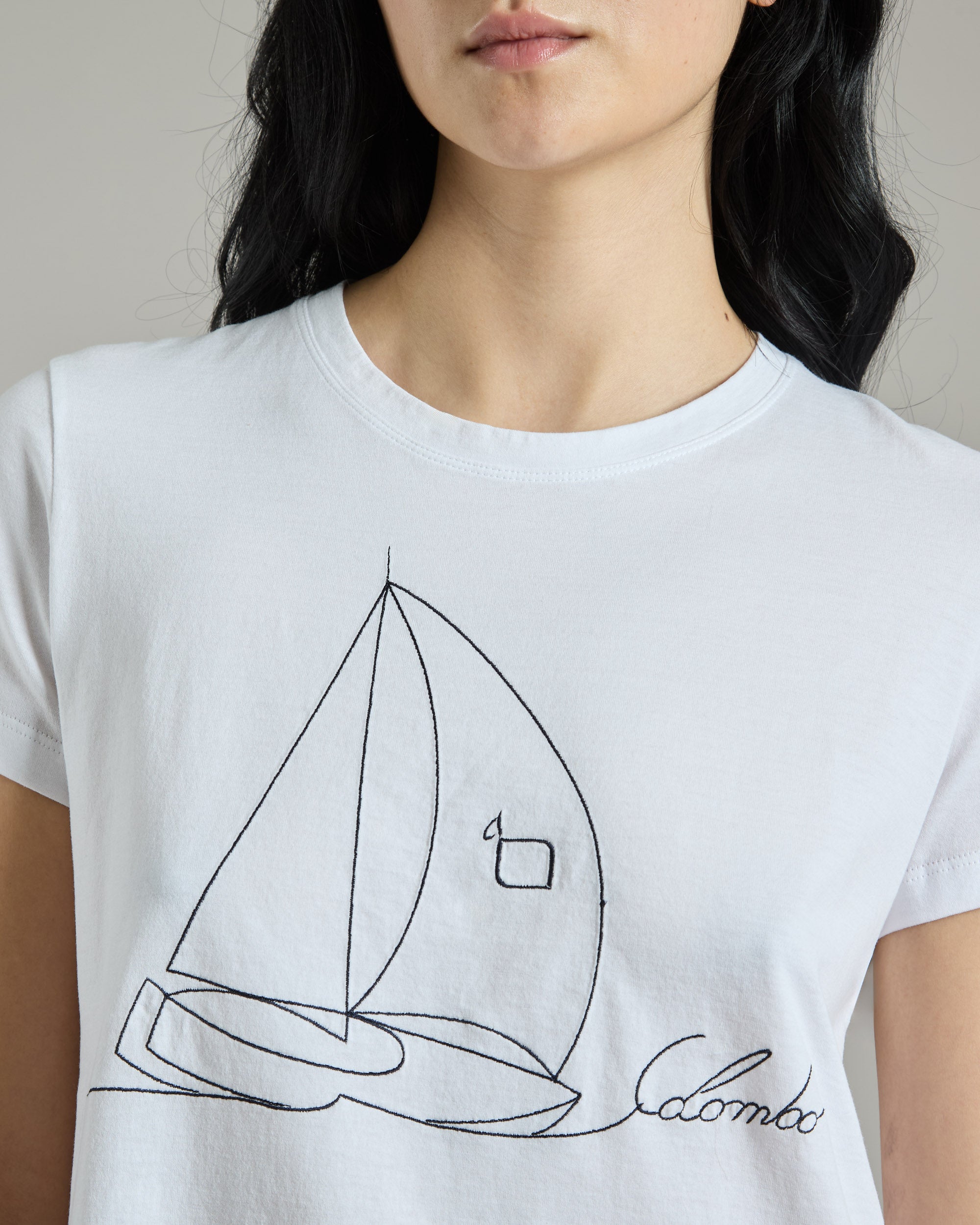 T-Shirt mit Rundhalsausschnitt aus Baumwolle mit gesticktem Logo